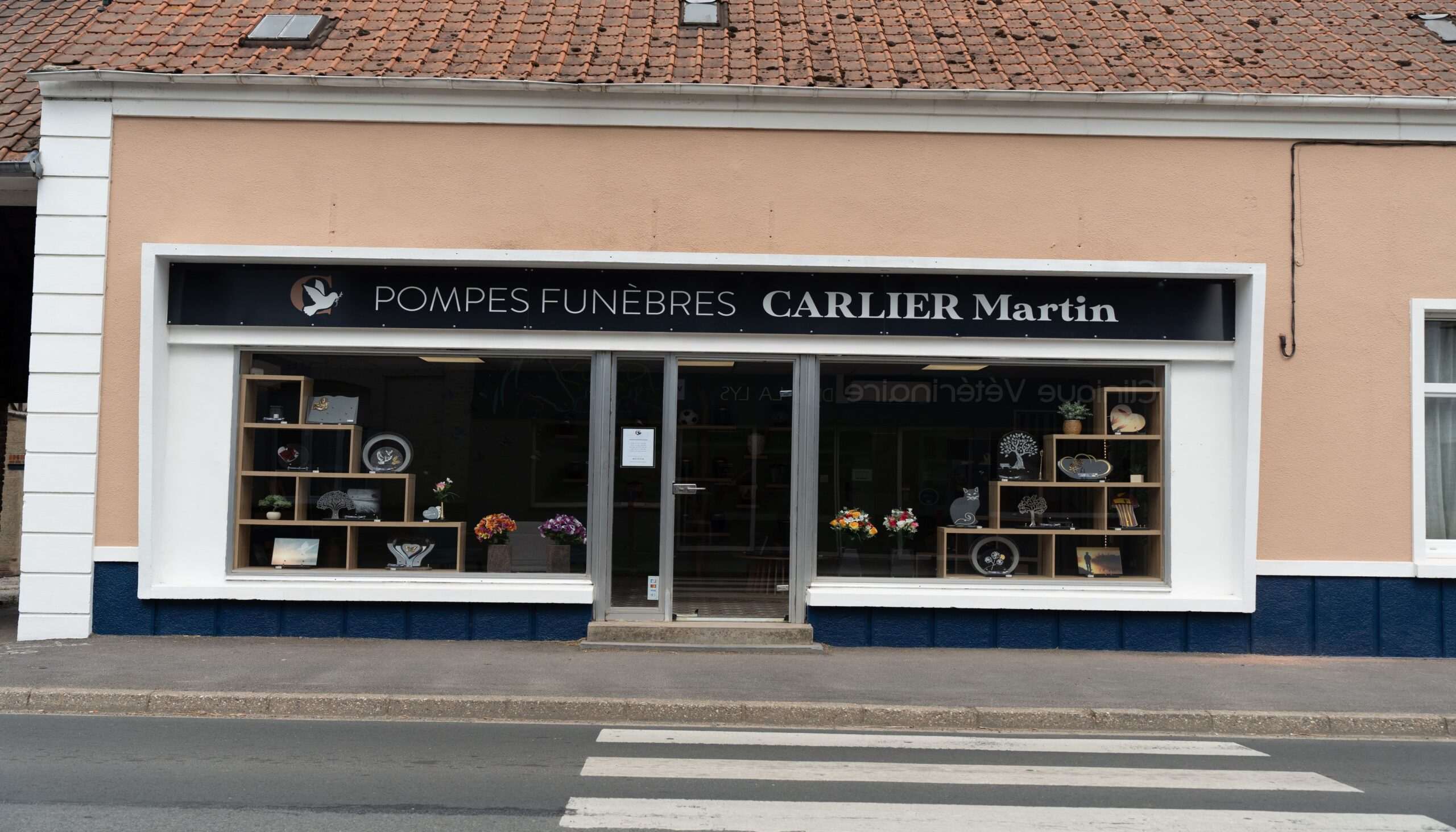 Photo 0 de Pompes Funèbres Martin Carlier